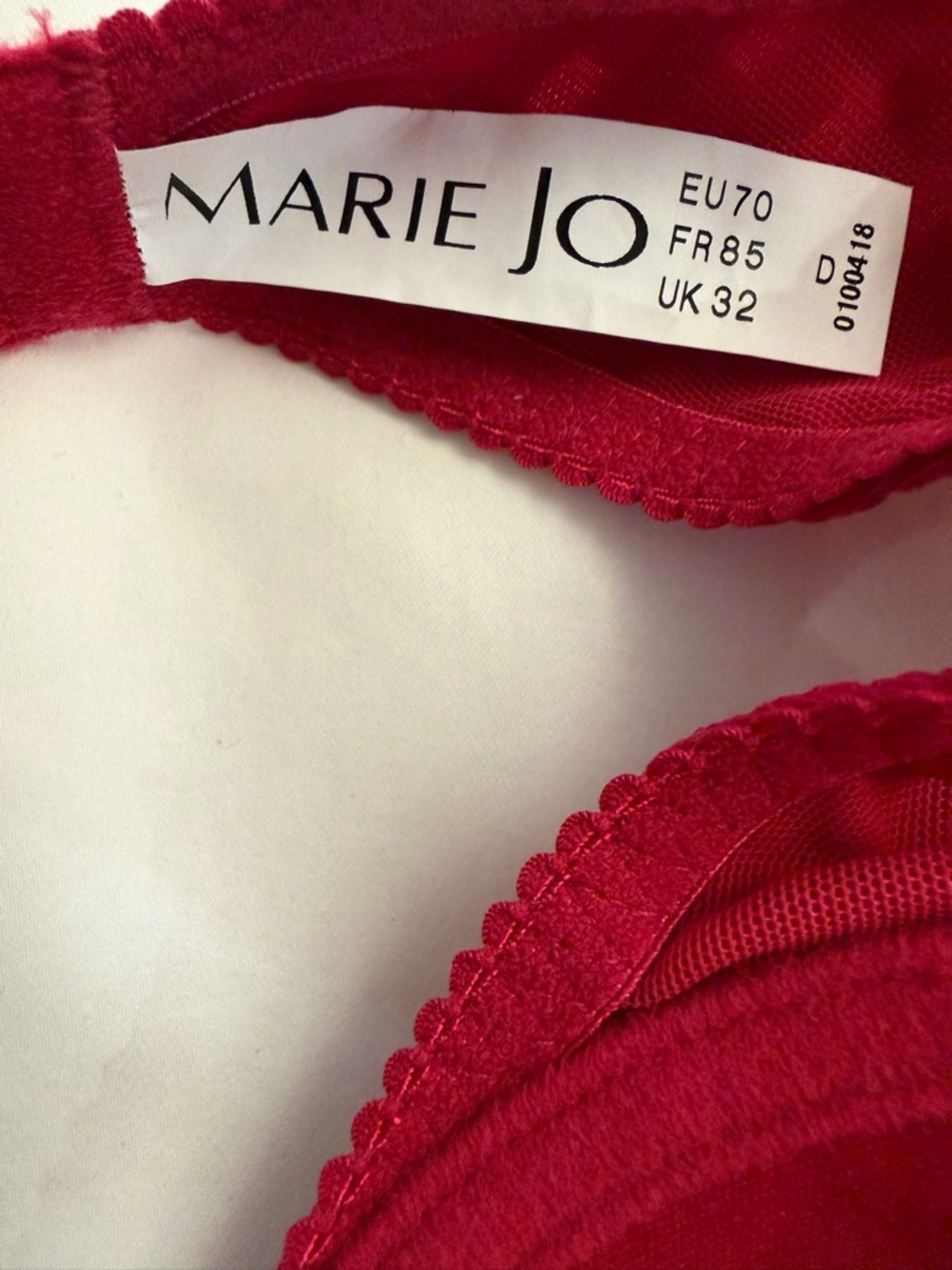 Marie Jo Red Underwire Bra NWOT - Picture 2 of 3